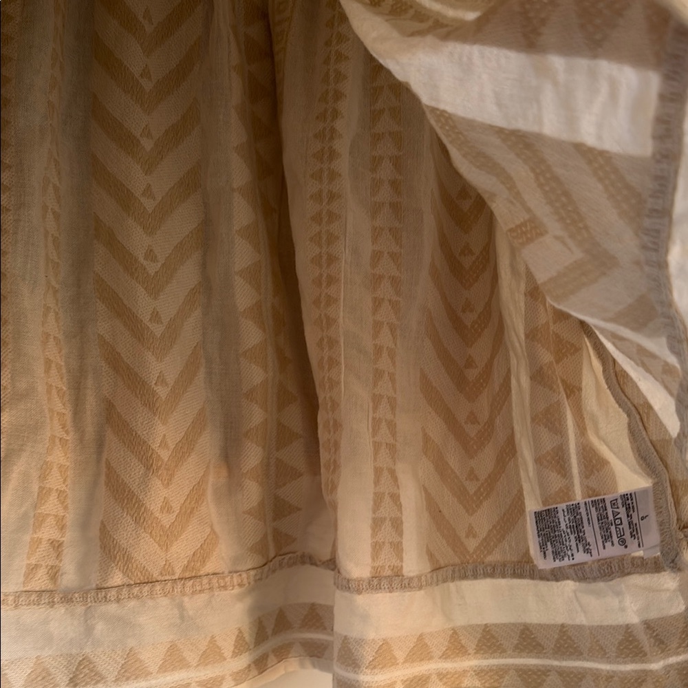 Wide Sleeve Cream Patterned Top - Picture 5 of 6